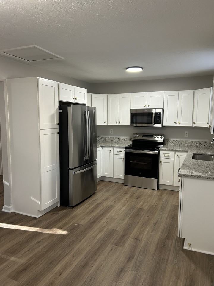 702 62nd Ave N #1 - Photo 5 of 50