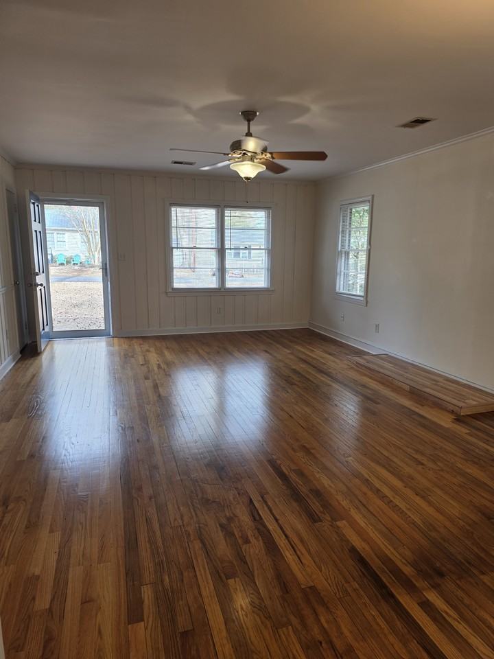 615 Pine Dr #1 - Photo 7 of 14