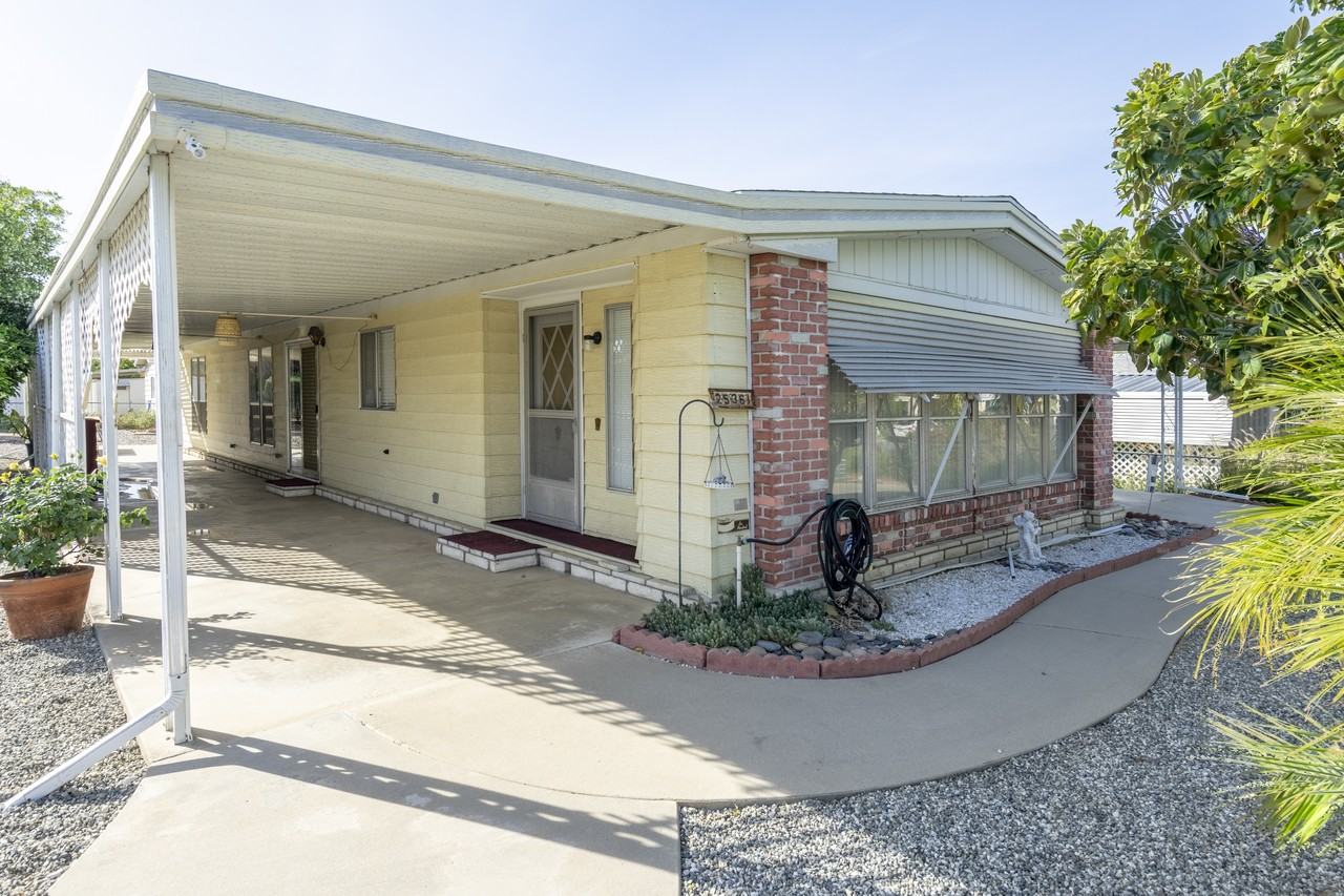 25361 De Waide Ave #1 - Photo 2 of 43