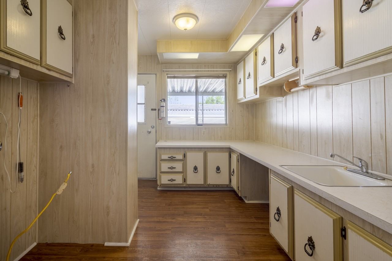 25361 De Waide Ave #1 - Photo 5 of 43