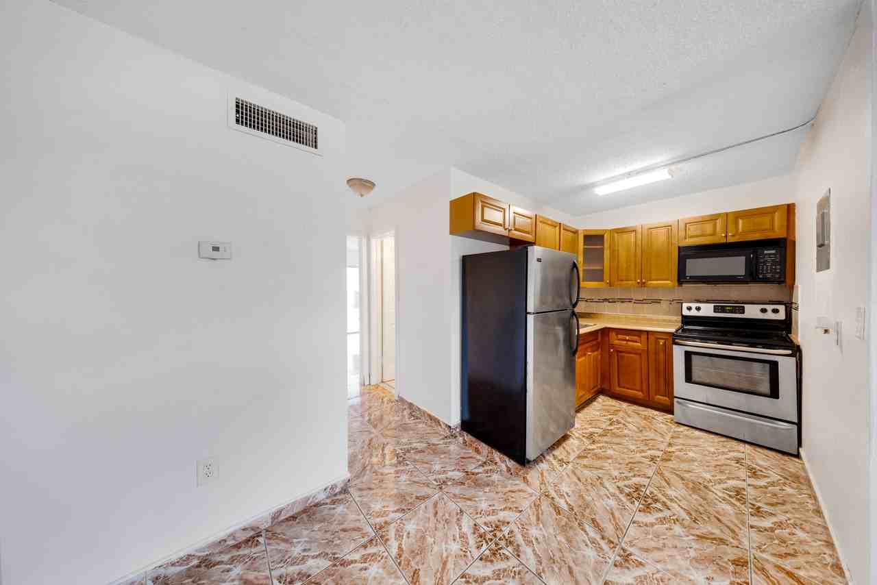 301 Nw 177th St #201 - Photo 4 of 20