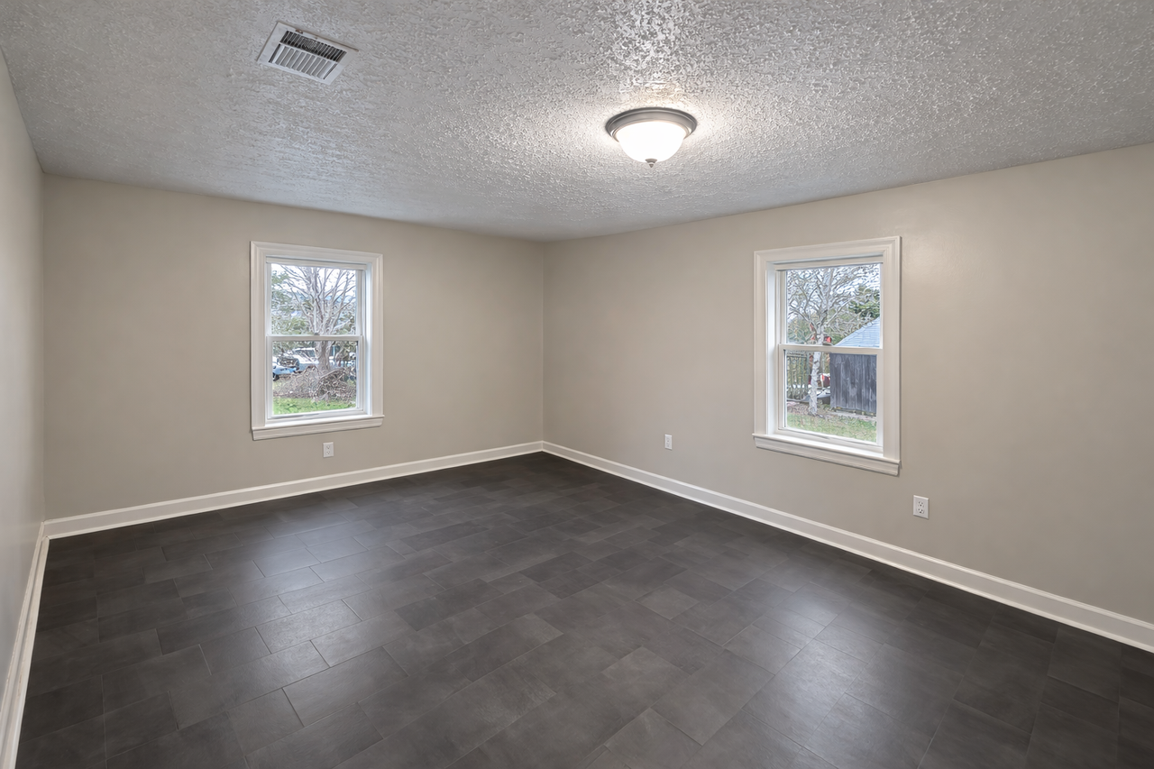 379 Boston St #1 - Photo 3 of 5