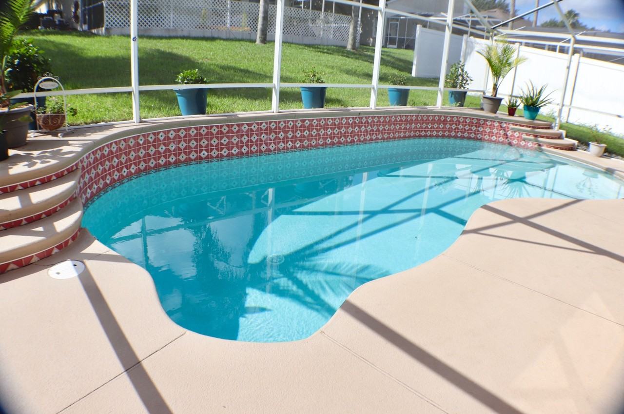 135 Bailey Cir #1 - Photo 2 of 21