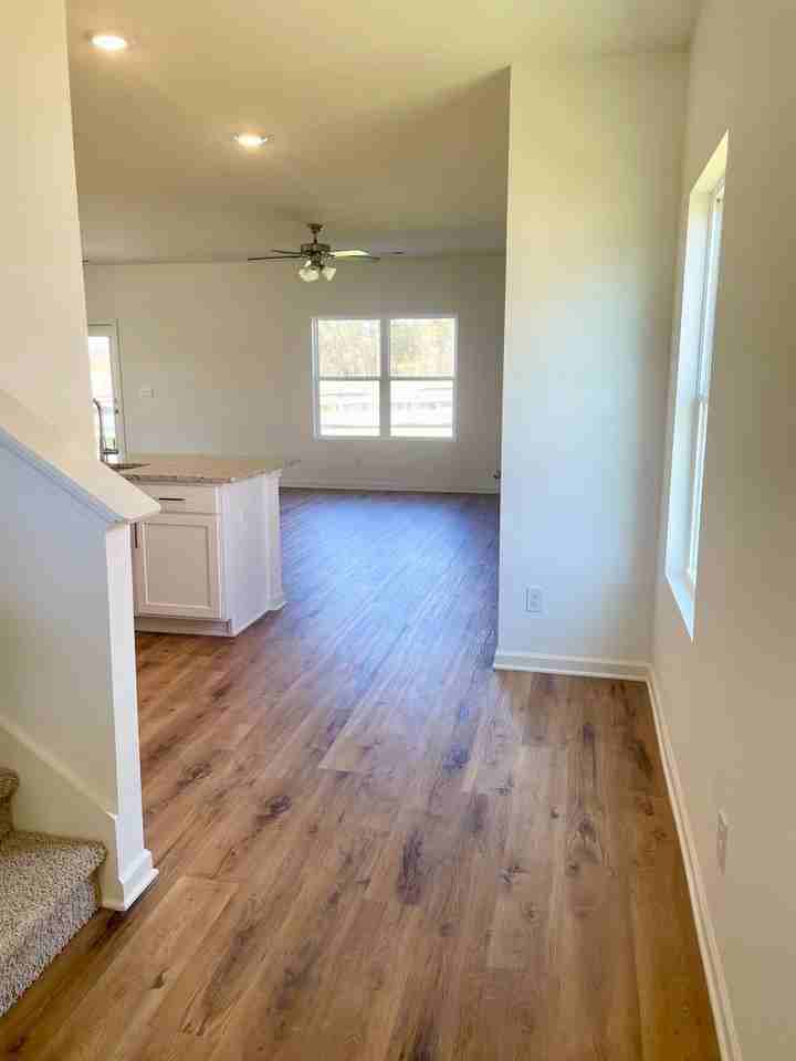 416 Reinsman Cv - Photo 2 of 28