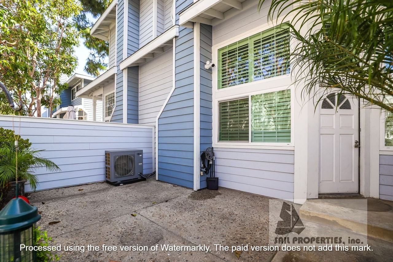 19135 Beachcrest Ln #E - Photo 2 of 26