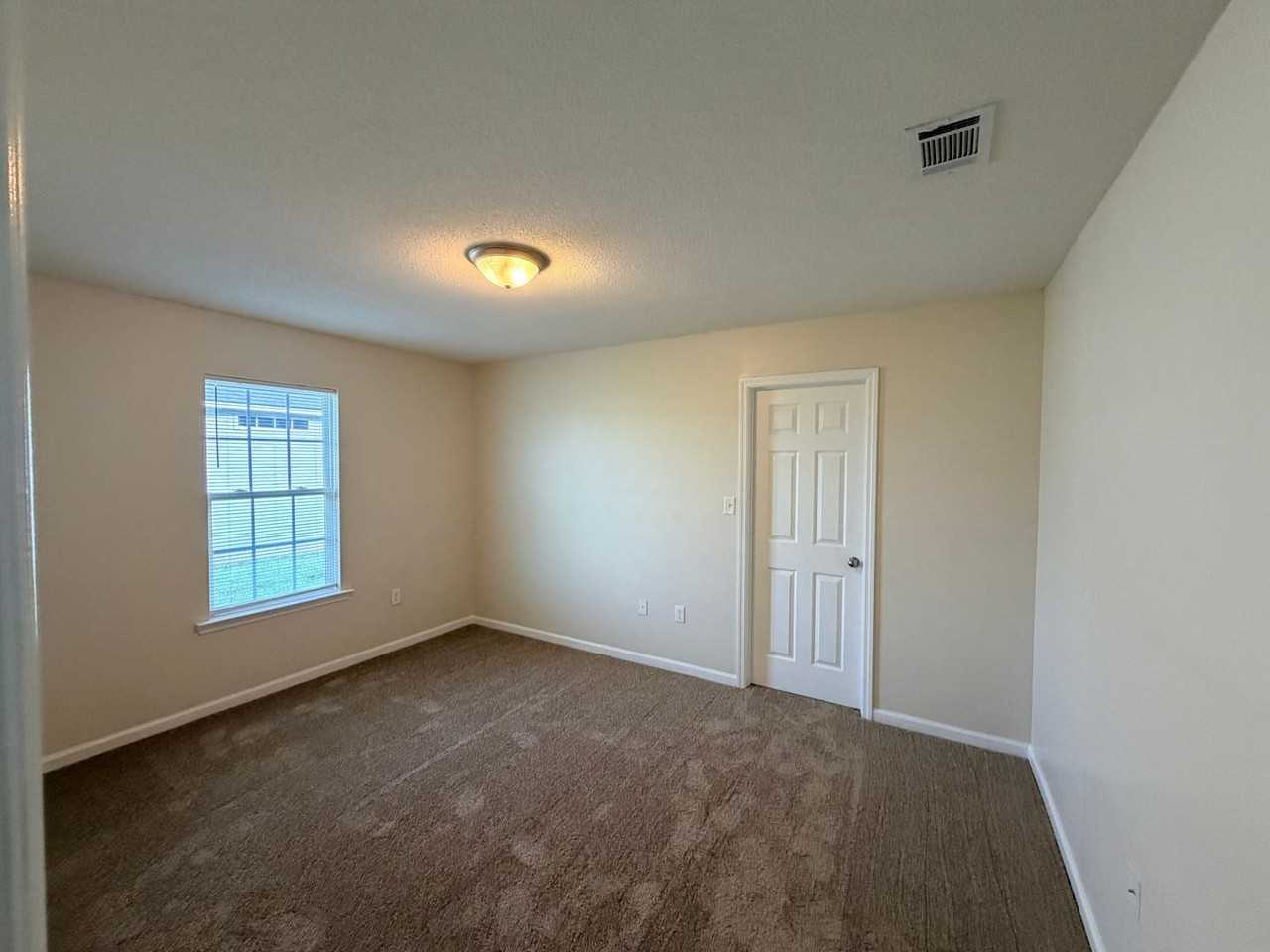 5759 Fontana Rd - Photo 7 of 16