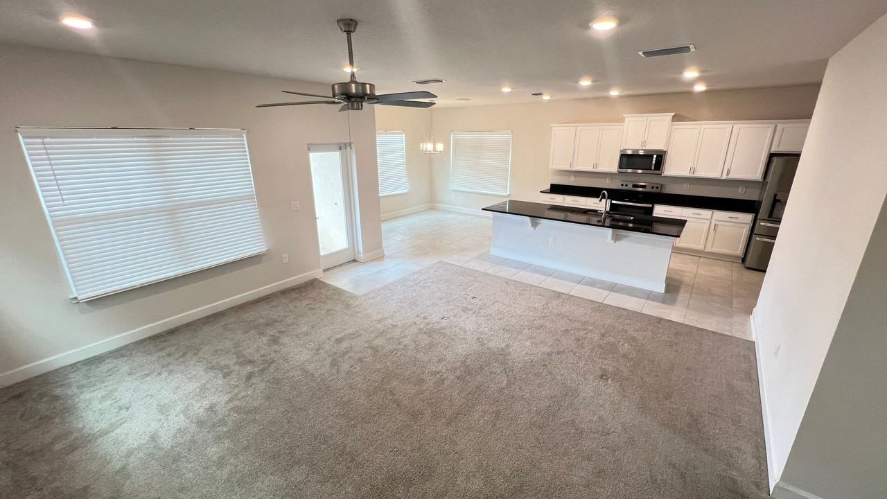 4385 Sagefield Dr - Photo 5 of 50