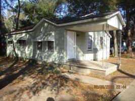 featured image of 1813 W Gordon Ave