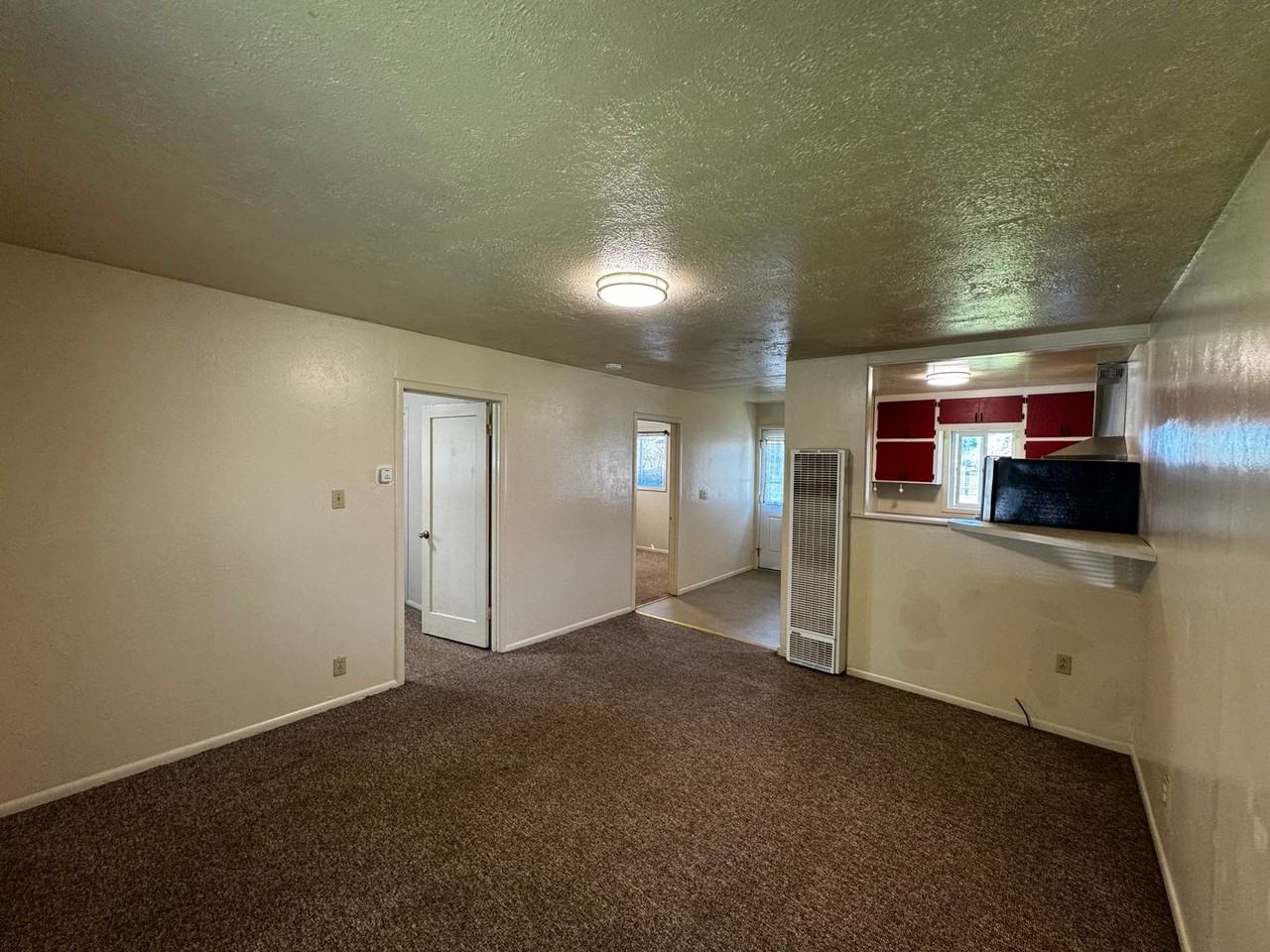 3480 D St - Photo 3 of 21