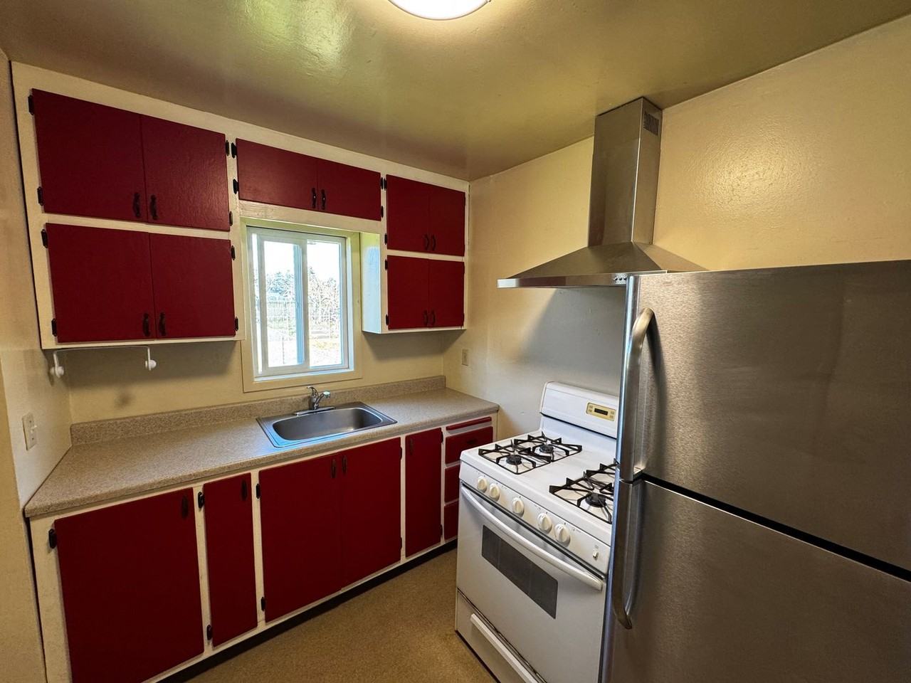 3480 D St - Photo 6 of 21