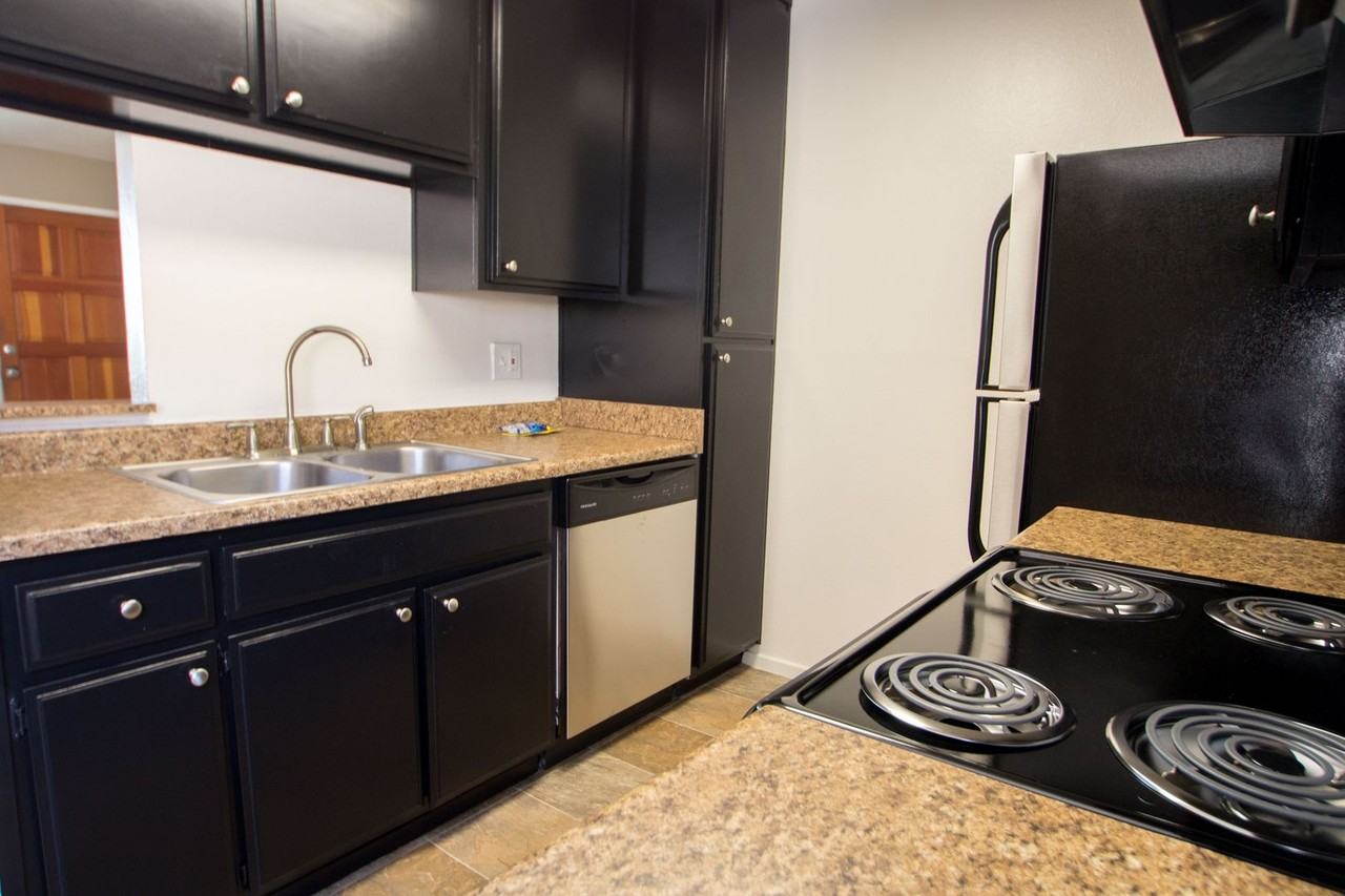 3712 Grim Ave - Photo 3 of 10