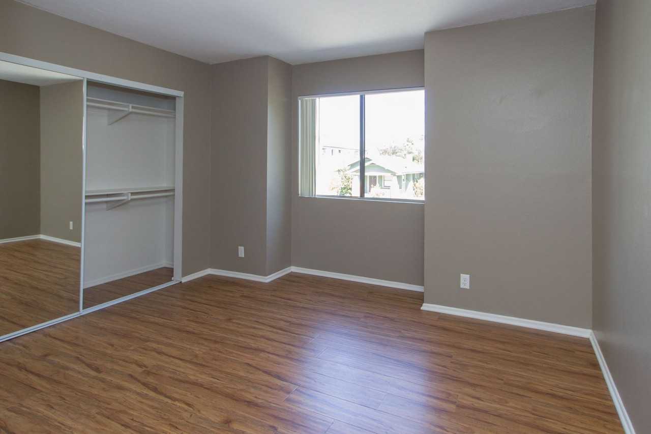 3712 Grim Ave - Photo 6 of 10