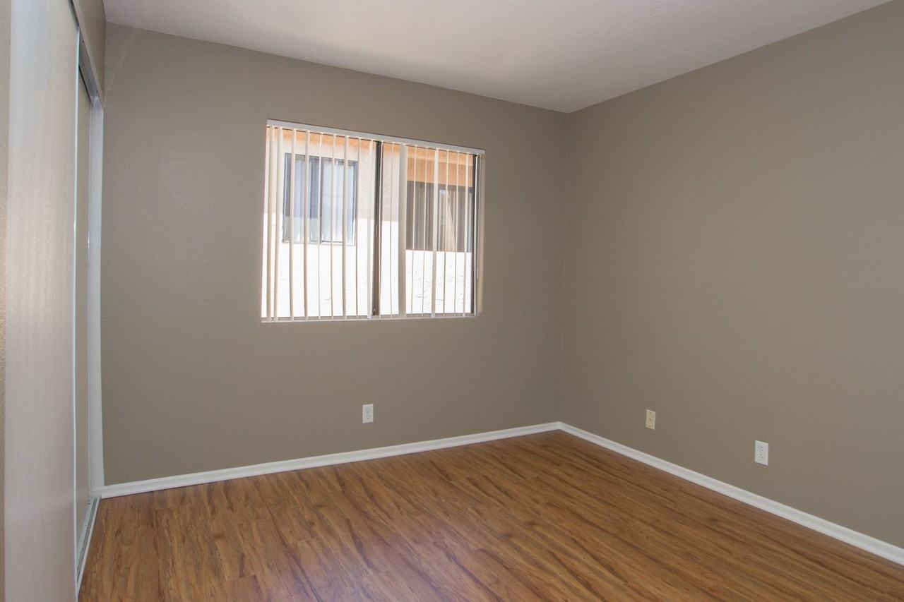 3712 Grim Ave - Photo 7 of 10