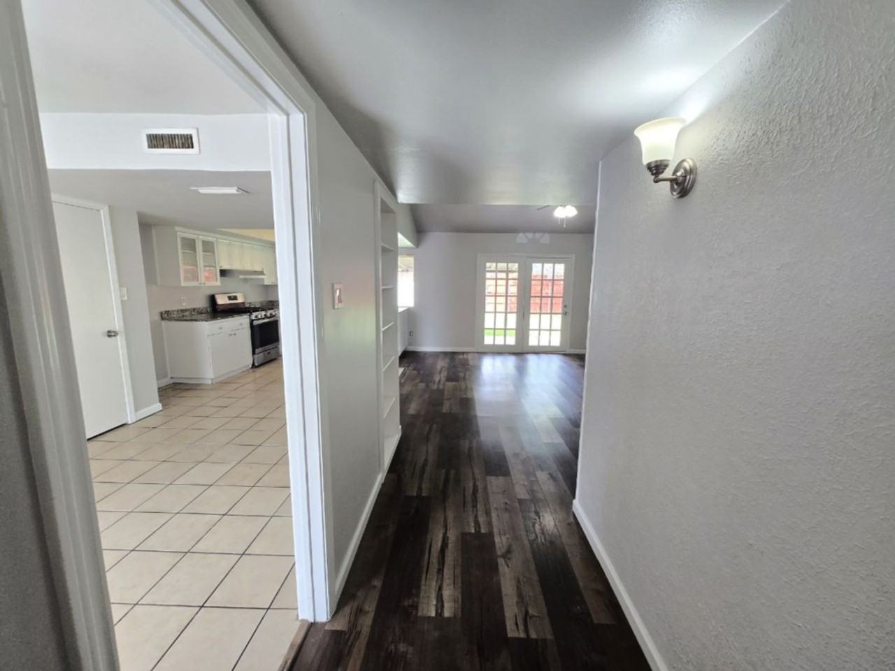 433 Clearfield Dr - Photo 3 of 35