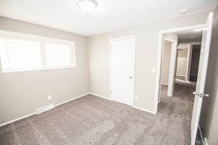 LOWELL  4620-4622 - Photo 1 of 1