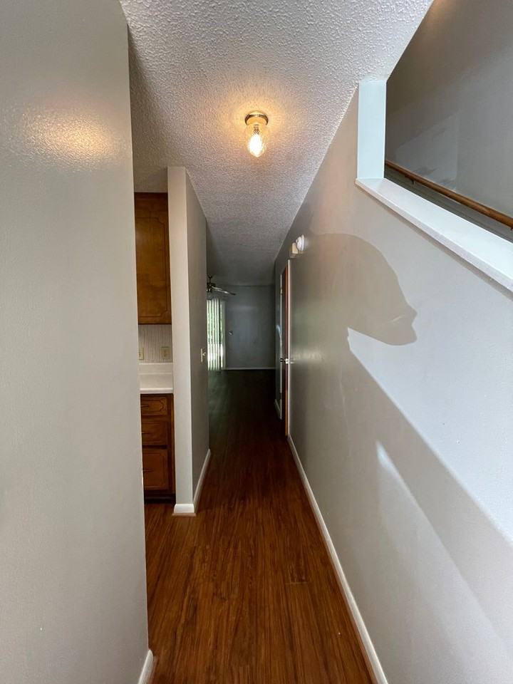 220 Candlebrook Dr - Photo 4 of 19