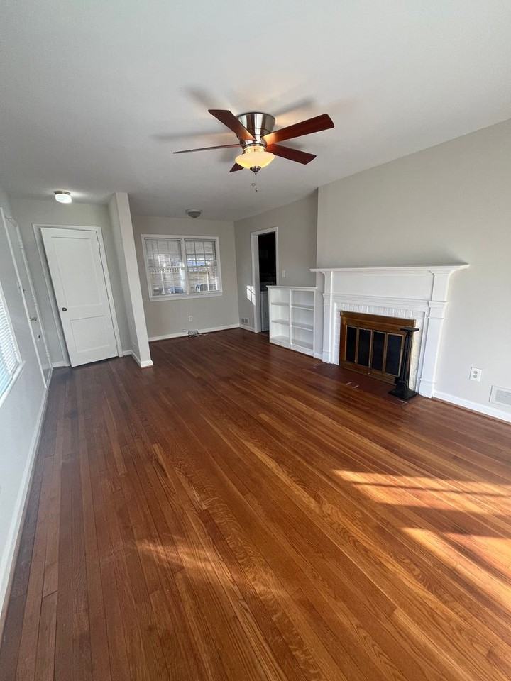 7908 Wellington Rd - Photo 3 of 20