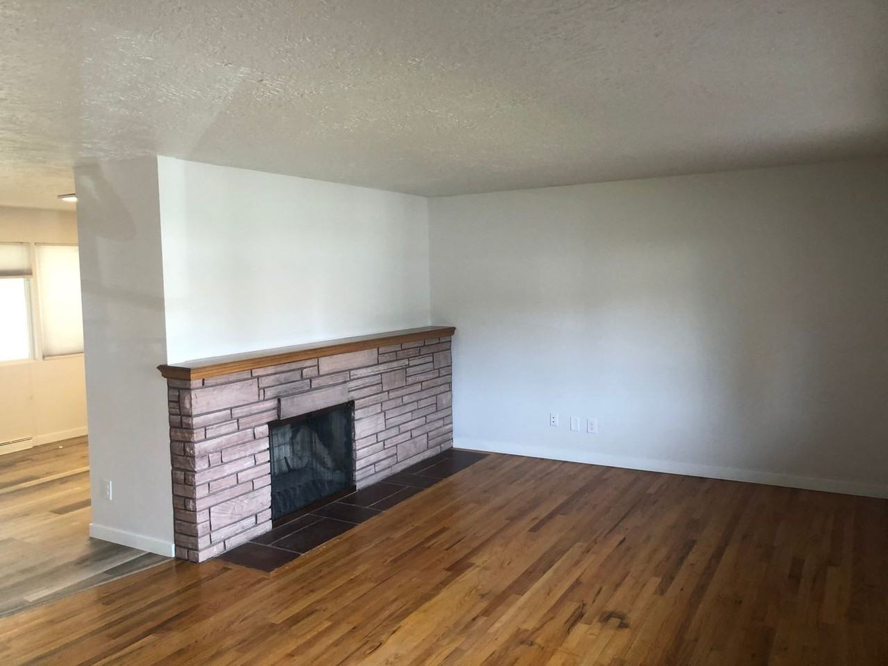 6330 N Elmhurst St - Photo 2 of 28