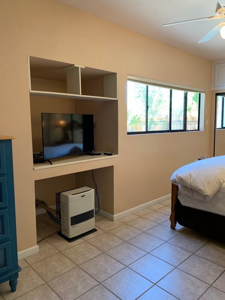 2775 Underwood Ln - Photo 5 of 48