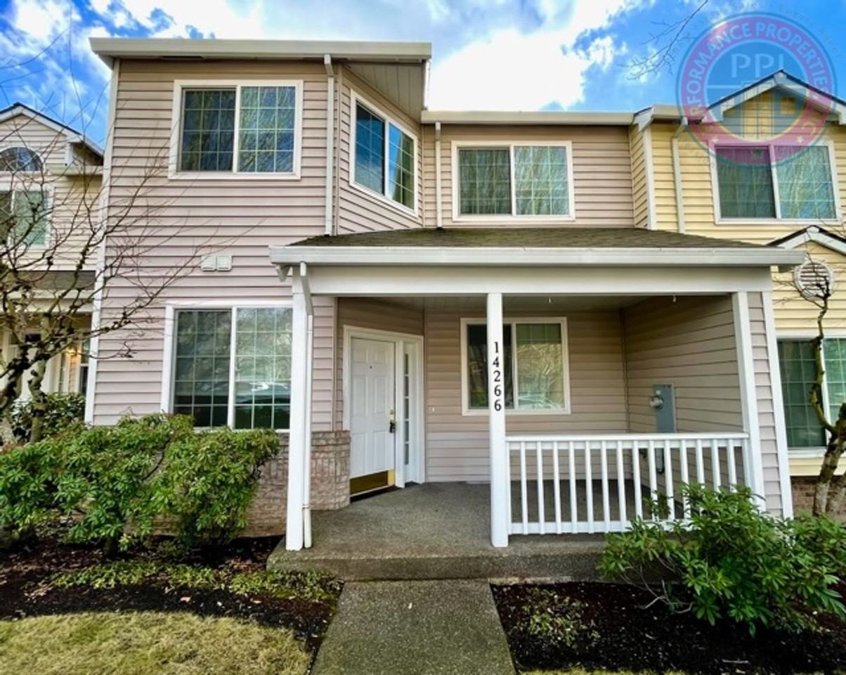 14266 Se Princeton Village Way - Photo 2 of 28