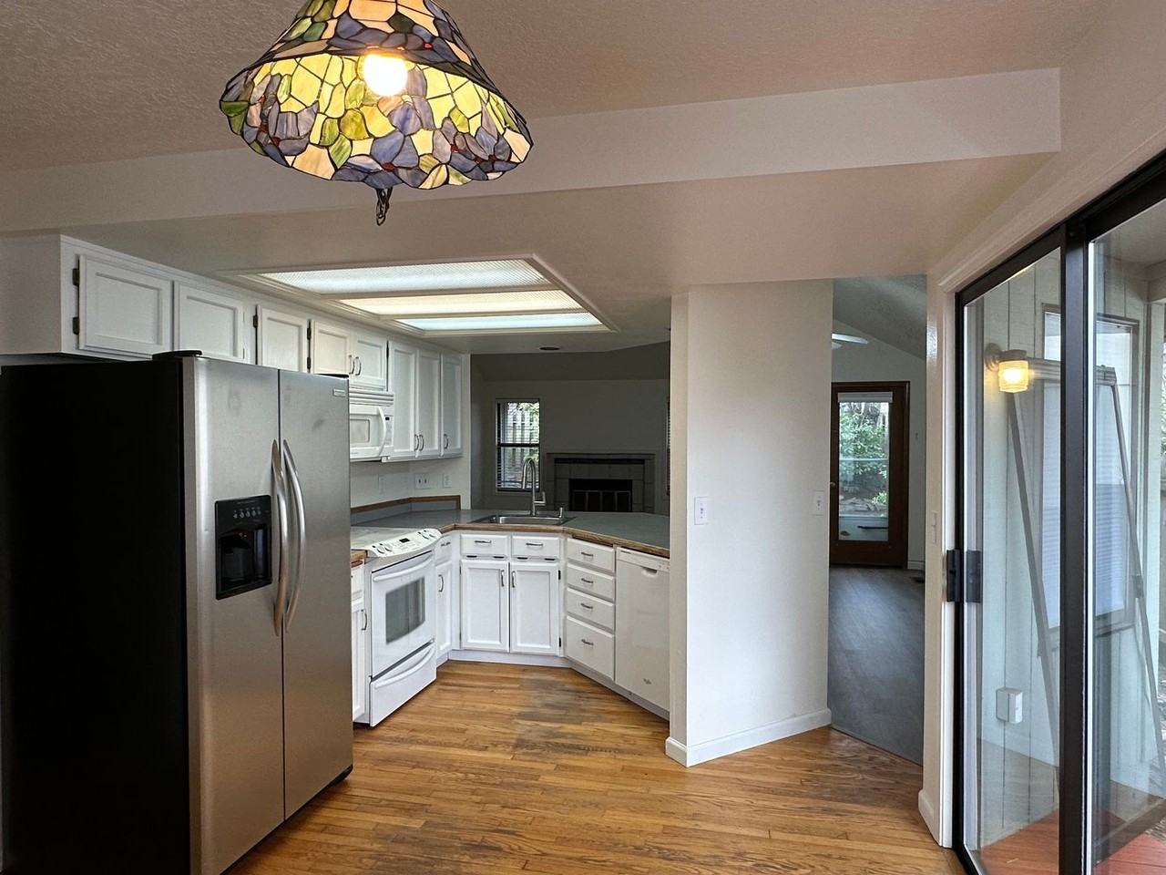 7931 Sw Bond St - Photo 6 of 28