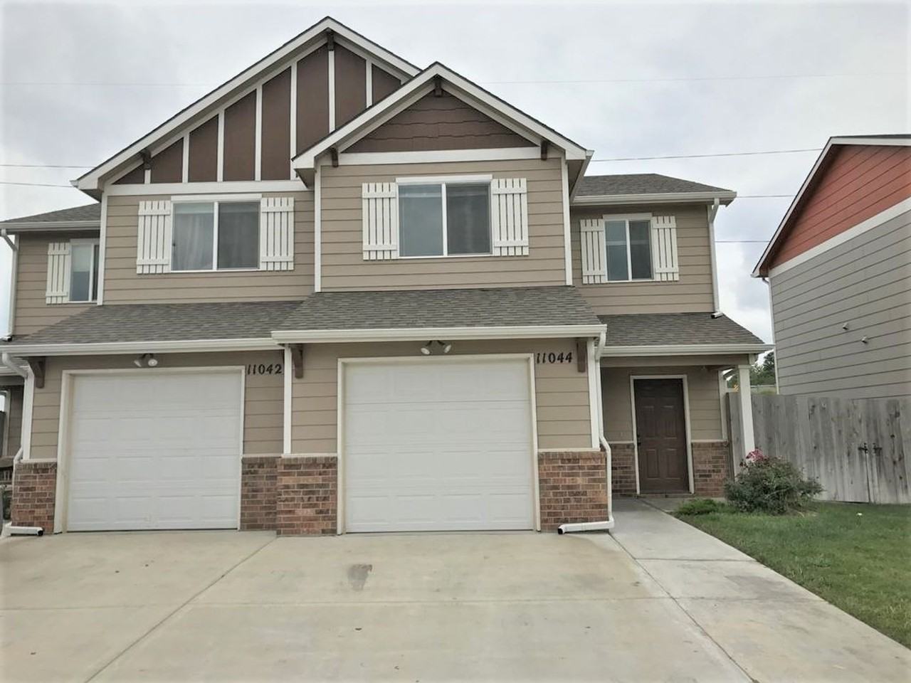 11044 E Fawn Grove St - Photo 2 of 28