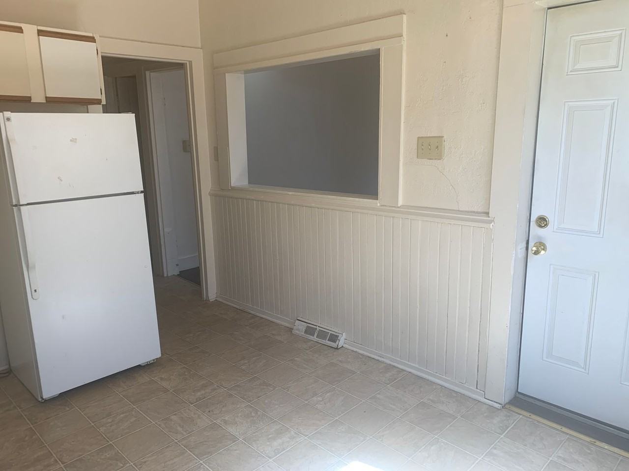 124 N West St #1 - Photo 7 of 11