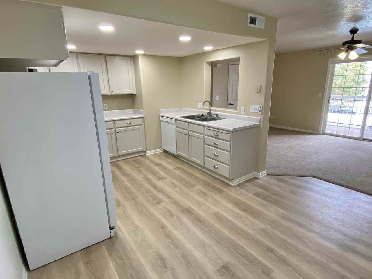 1309 W 1480 N - Photo 3 of 33