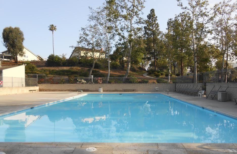 660 Martinique Pl - Photo 3 of 19