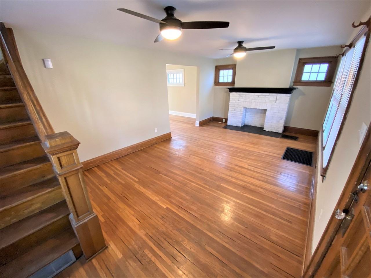 1327 W 3rd Ave - Photo 3 of 47