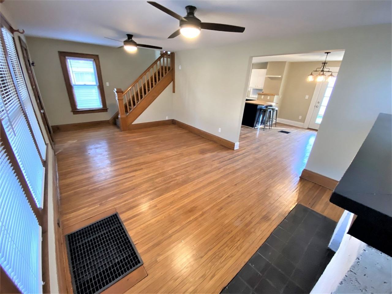 1327 W 3rd Ave - Photo 5 of 47