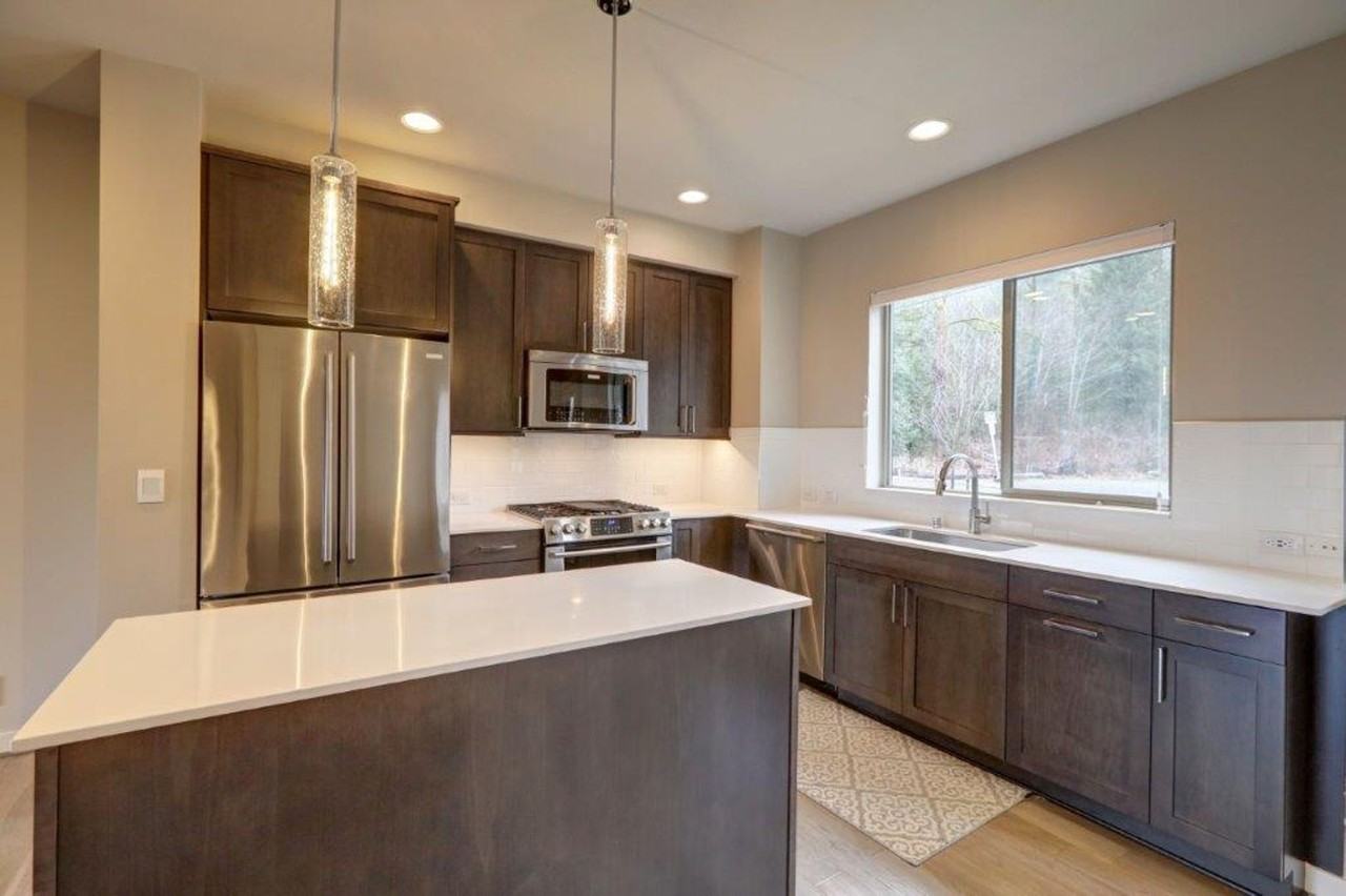 1976 Newport Way Nw - Photo 7 of 19