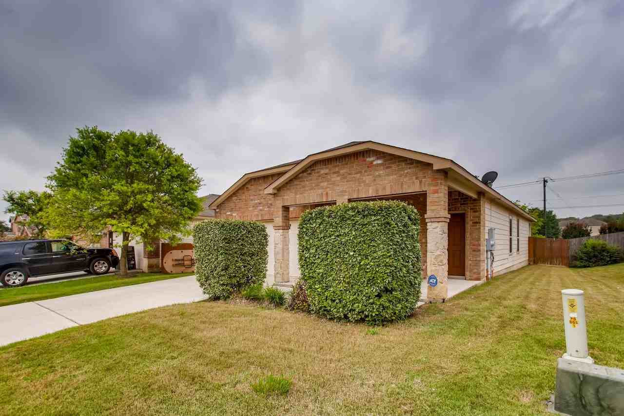 27339 Lasso Bnd - Photo 3 of 28