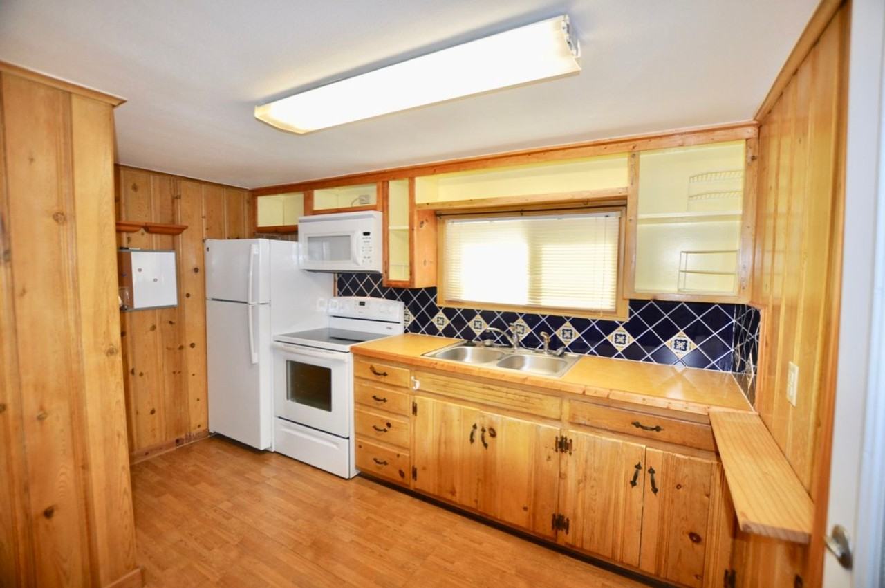 201 1/2 W Columbia St - Photo 6 of 14