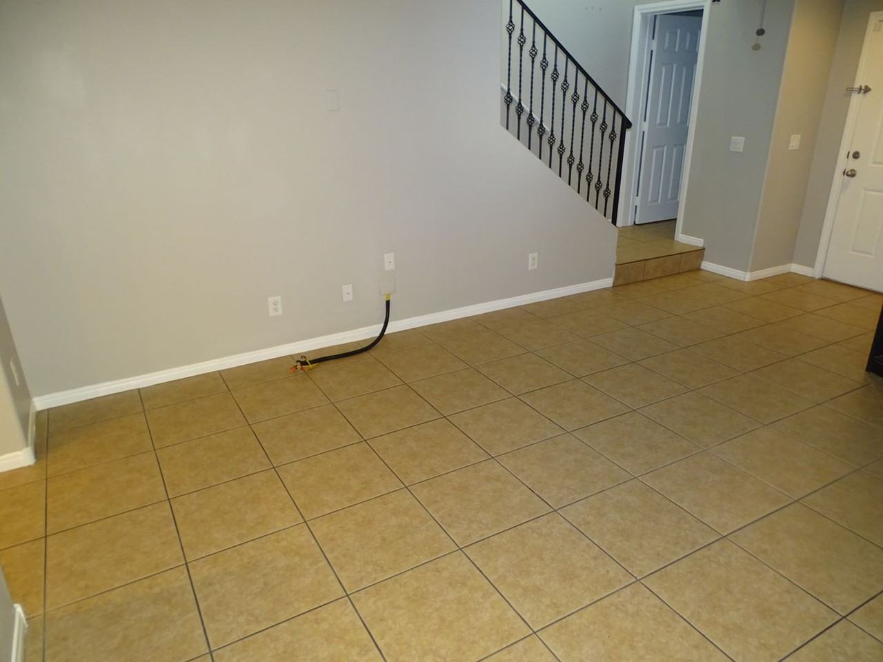 8962 Flying Frog Ave - Photo 6 of 39