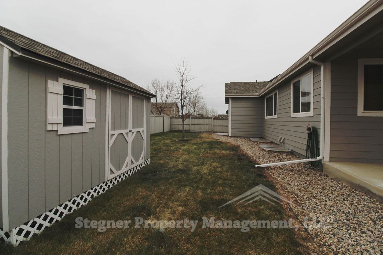 9012 Spirit St - Photo 2 of 18