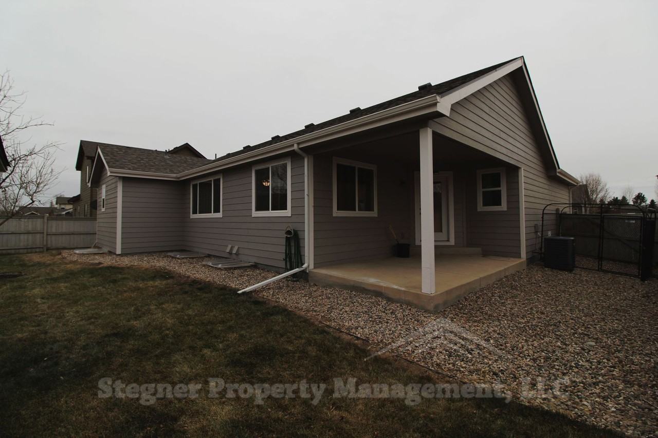 9012 Spirit St - Photo 3 of 18