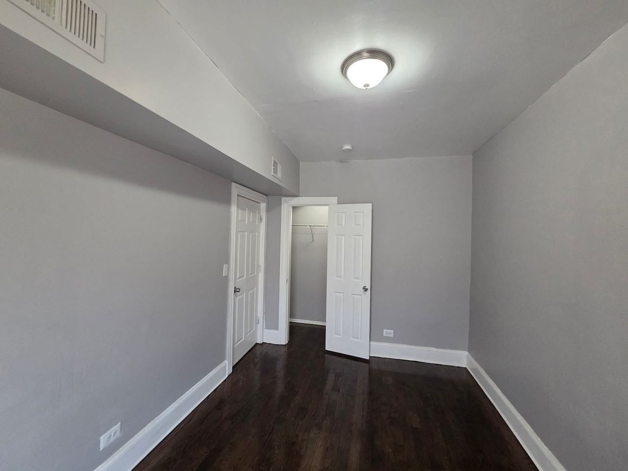 435 E 71st St - Photo 4 of 8