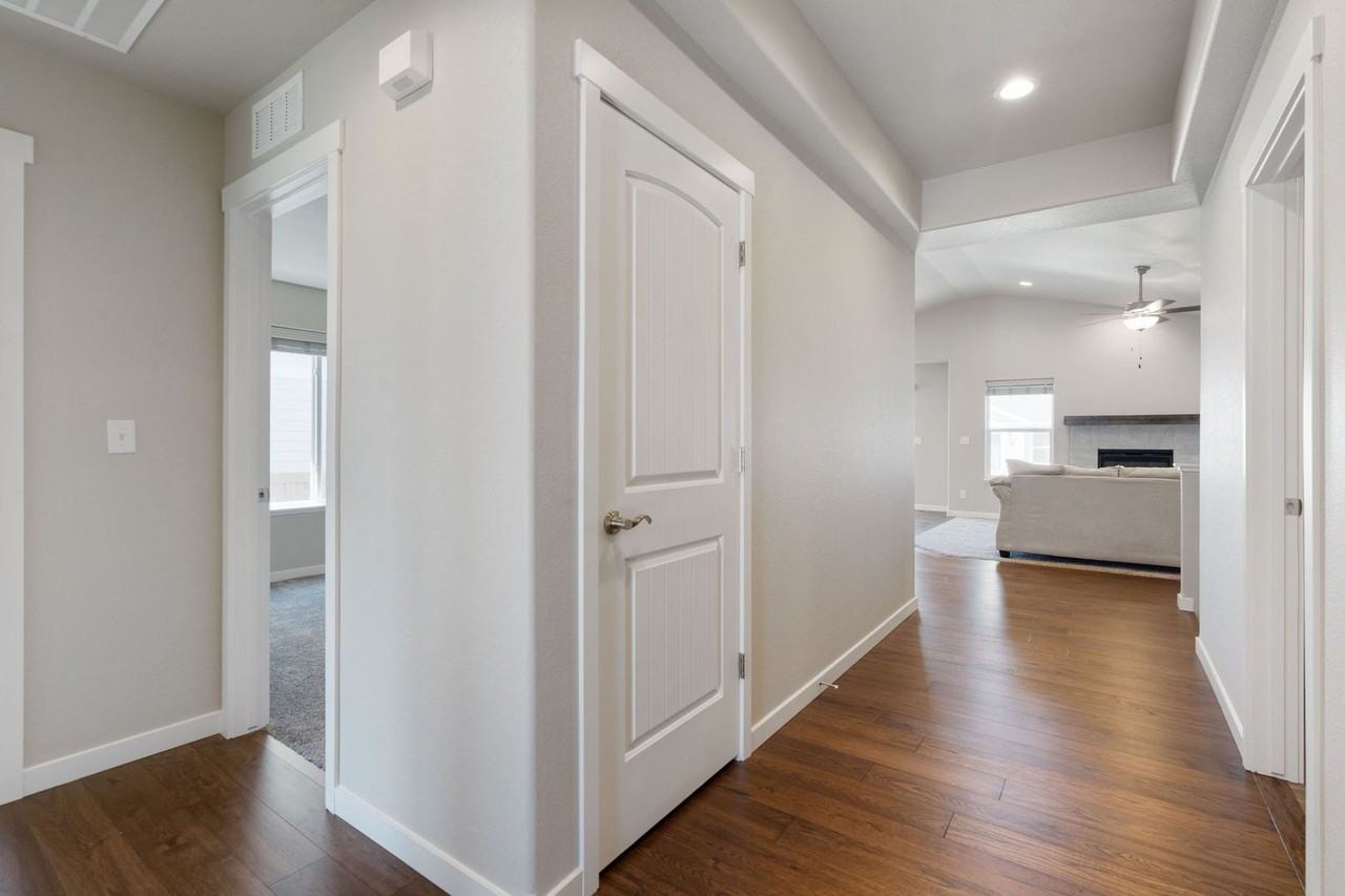 6977 Grassy Range Dr - Photo 6 of 26