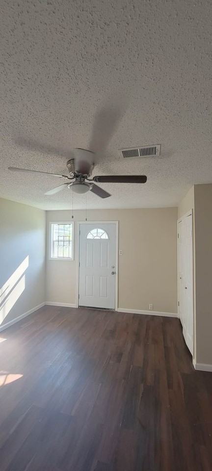 4330 Dodt Ave - Photo 7 of 14