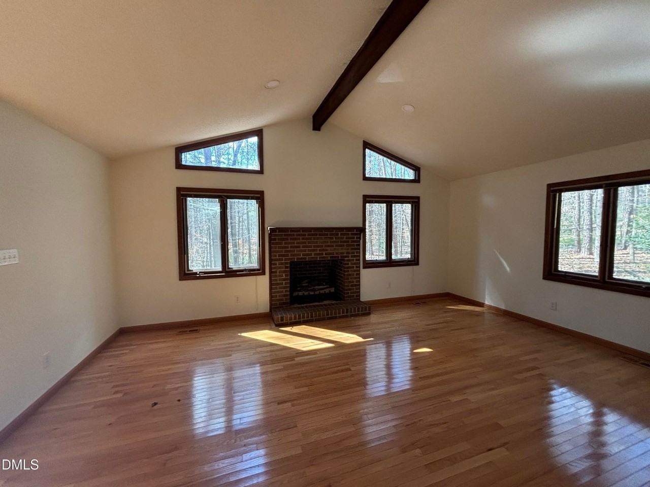 716 Carl Dr - Photo 2 of 35
