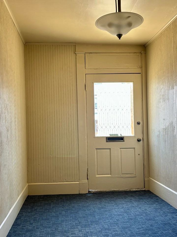2 2 & 6 N. Market Street - Photo 3 of 10