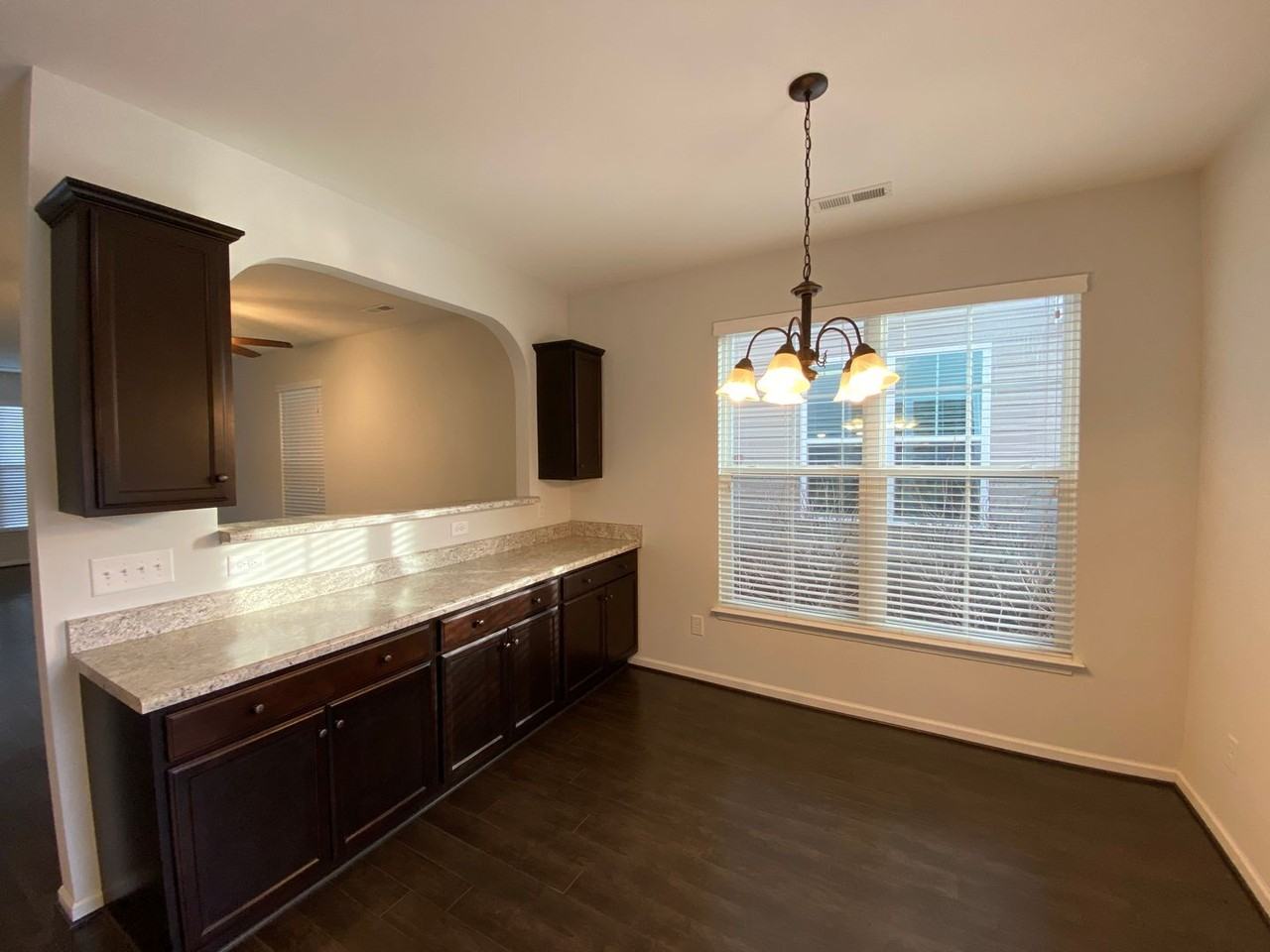 5454 Farm House Trl - Photo 5 of 20