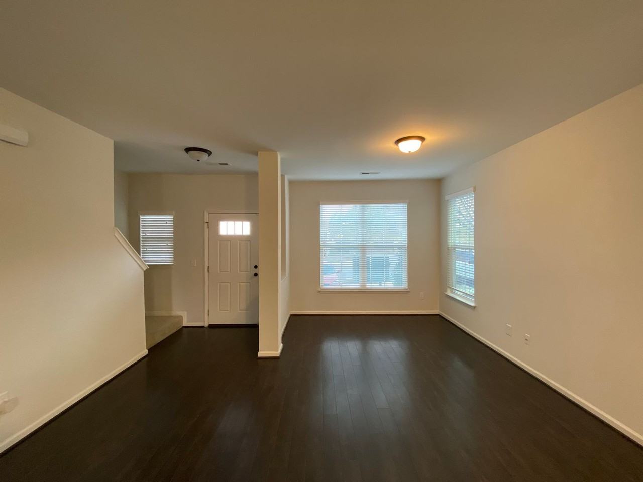 5454 Farm House Trl - Photo 6 of 20