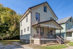 featured image of 1017 Mosley Ct Sw