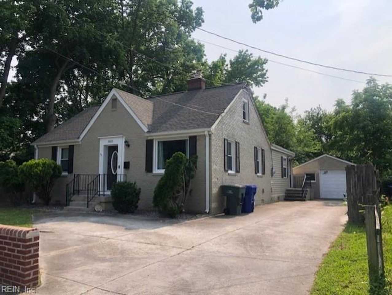 8213 Kathy Ct - Photo 2 of 26