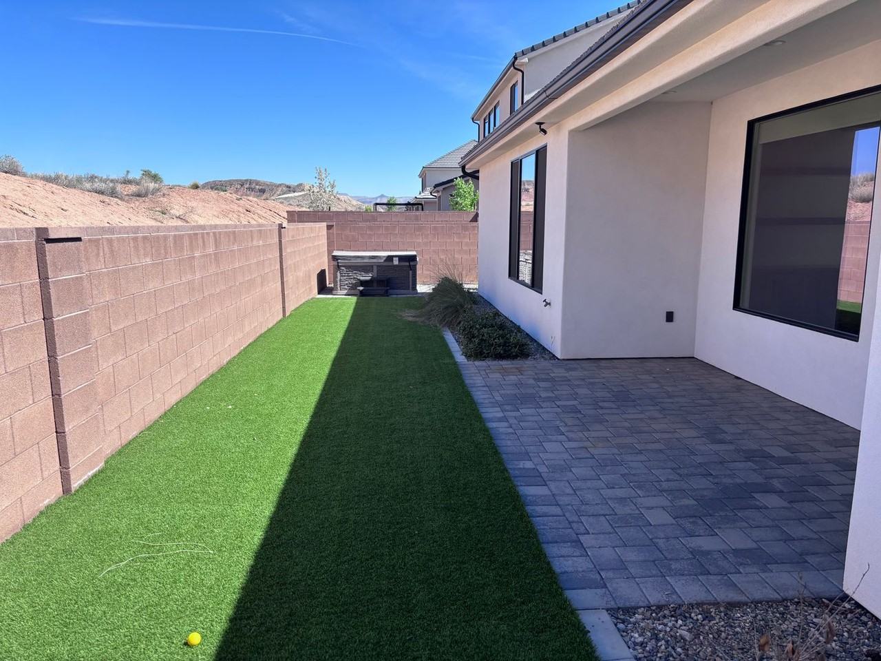 2917 E Rill Dr - Photo 4 of 27