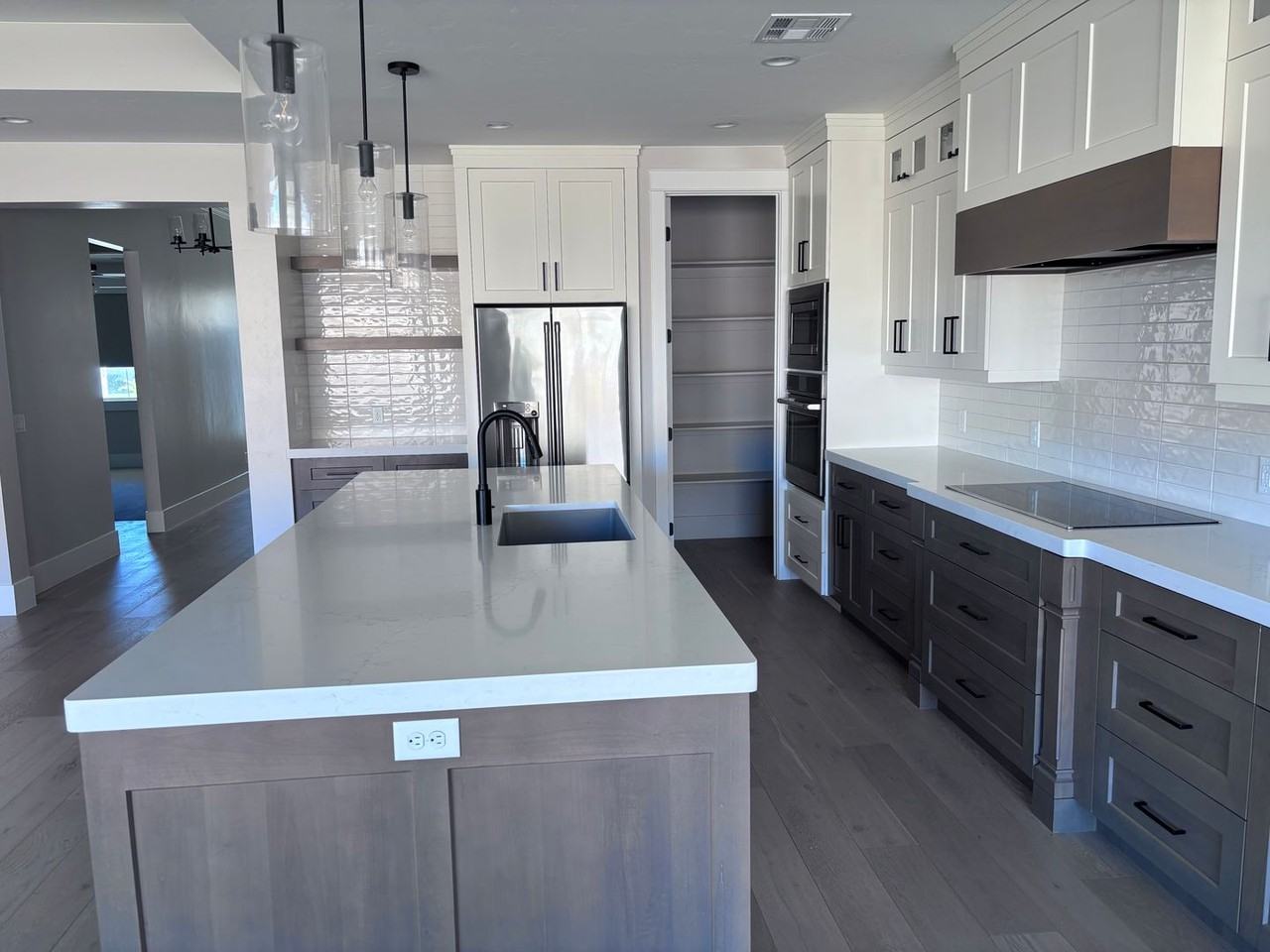 2917 E Rill Dr - Photo 7 of 27