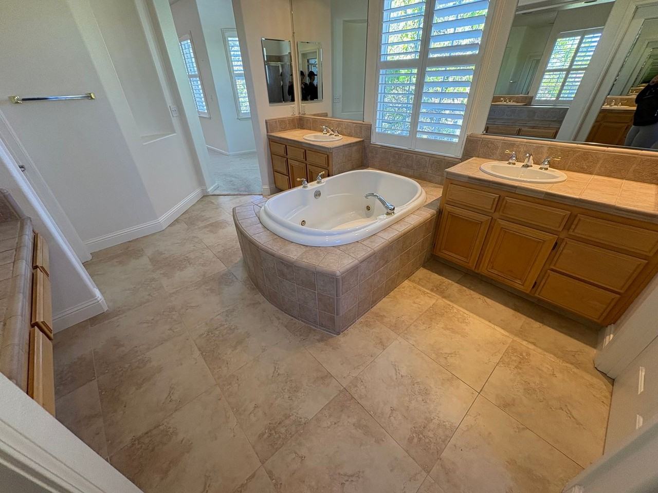 510 Danny Ct - Photo 3 of 25