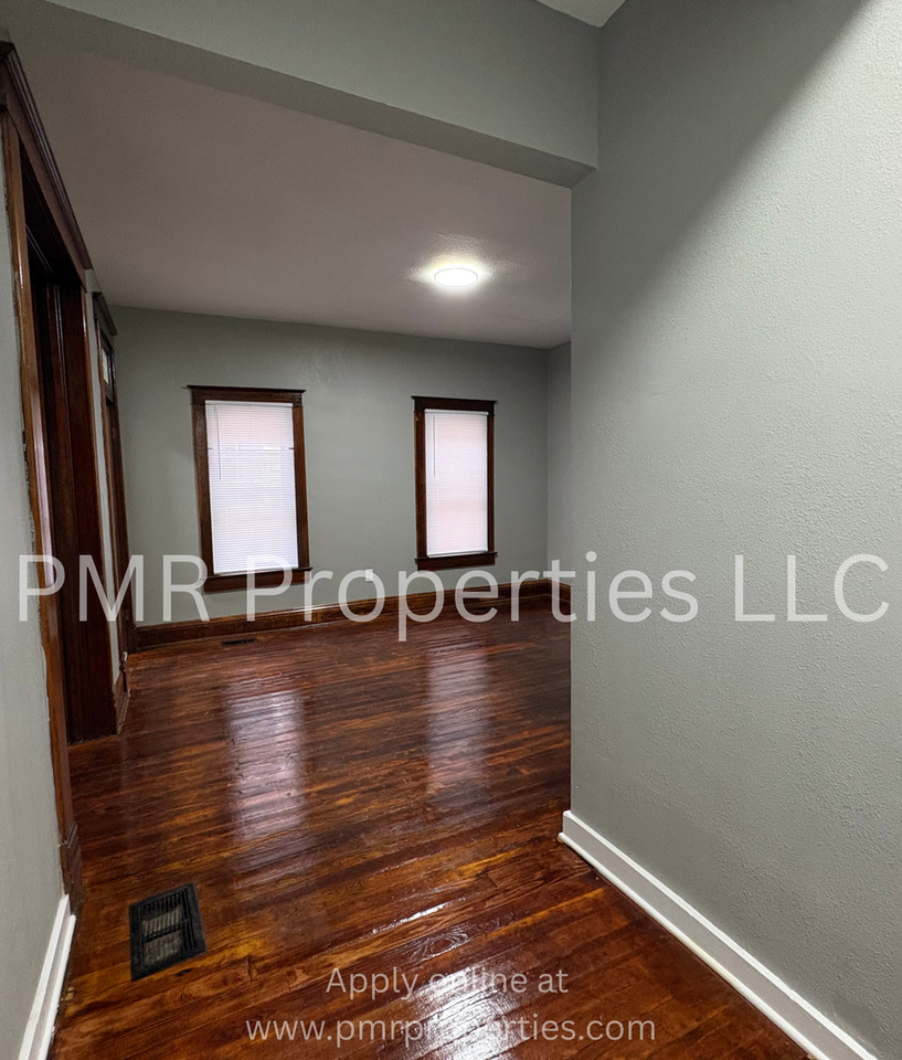 1520 Mitchell Ave - Photo 2 of 17